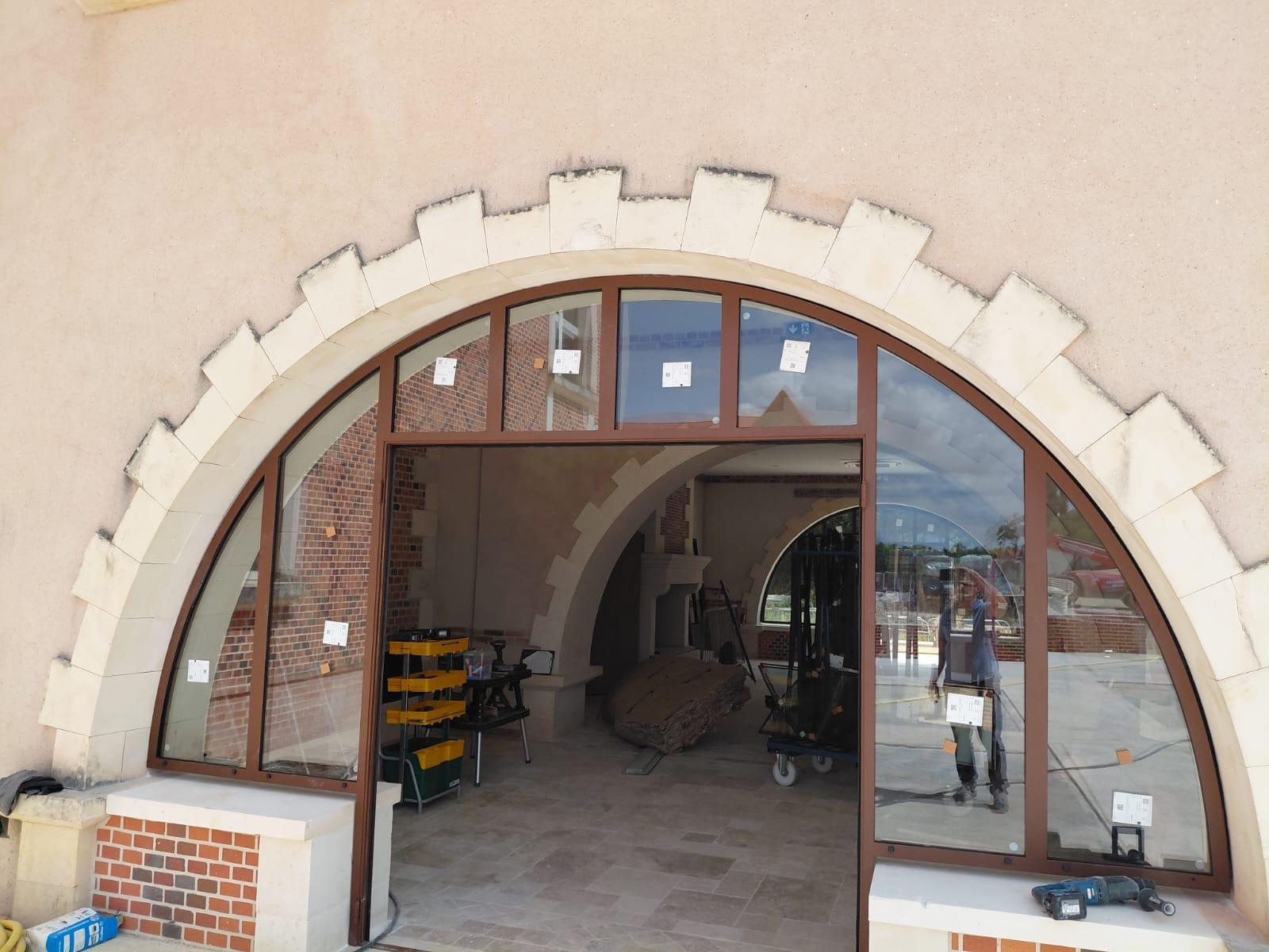 menuiserie isolante en acier thermolaqué